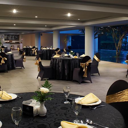 El Hotel Malang Luaran gambar