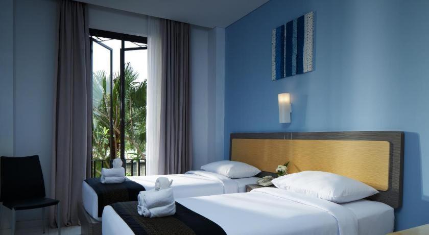 El Hotel Malang Luaran gambar