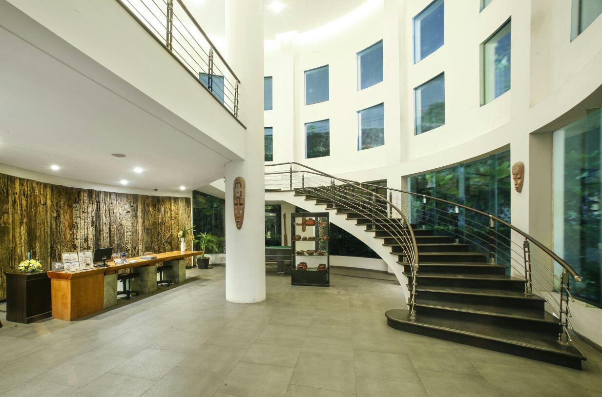 El Hotel Malang Luaran gambar